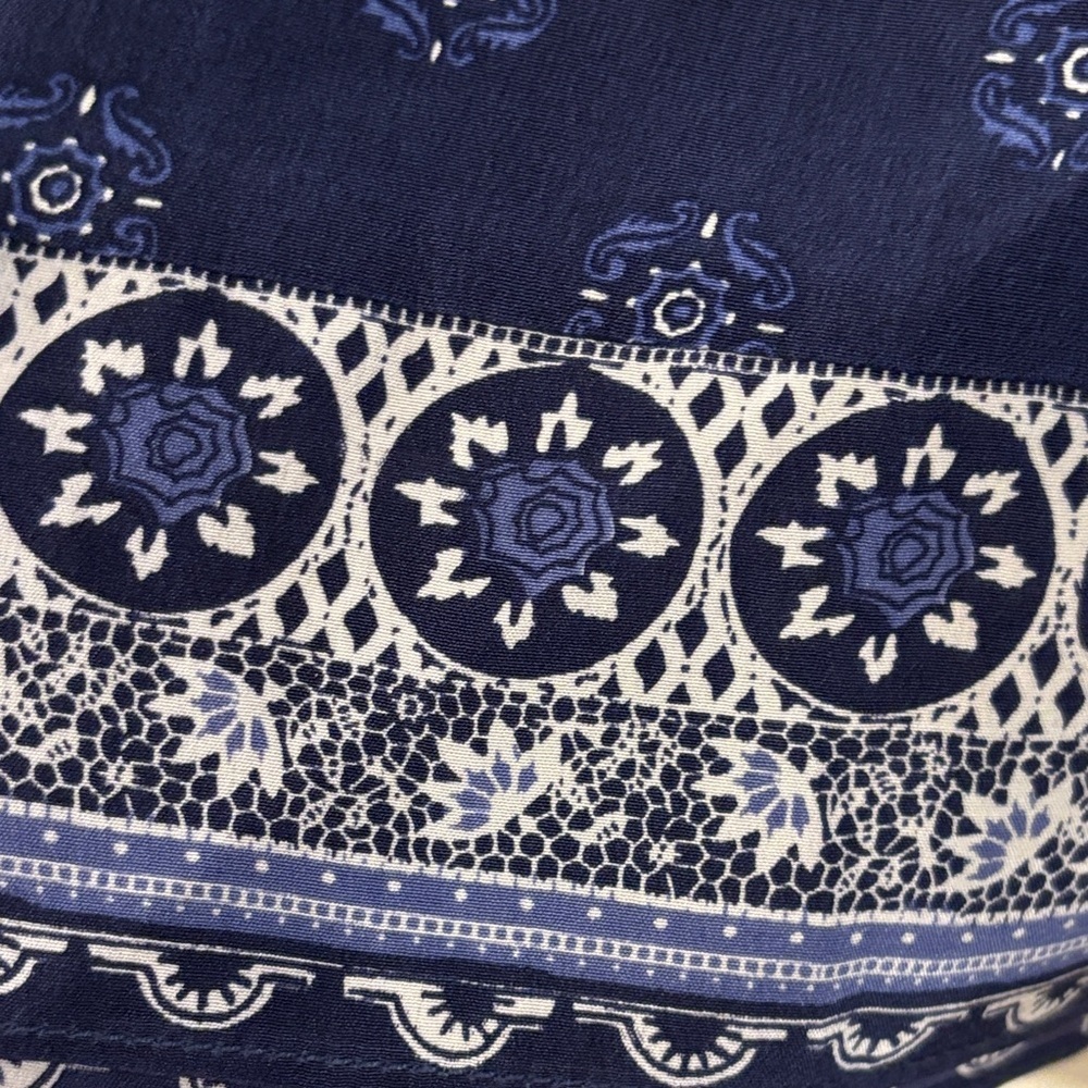 Joie Navy Blue Boho Peasant Blouse with Subtle Floral Motif - Picture 6 of 9